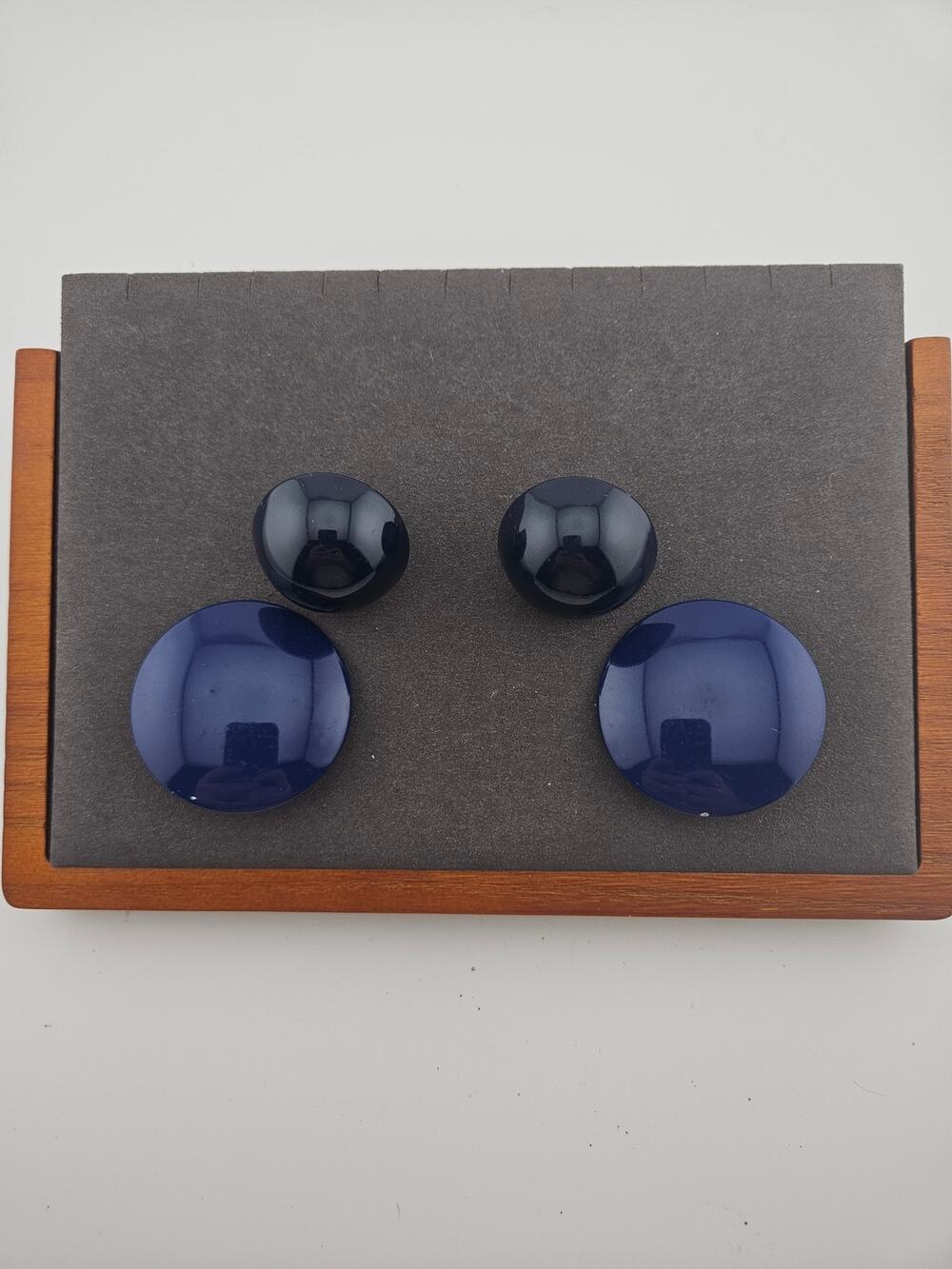 Set Of Navy Blue Round Clip On Earrings Chunky Bold Mod Style Gaudy Vintage